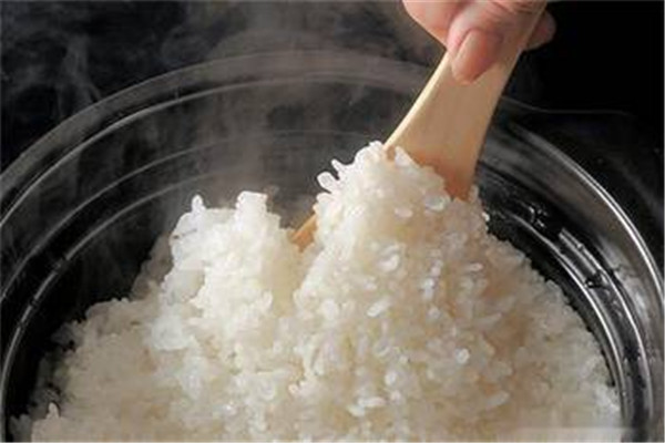 蒸米饭一碗米几碗水比较好