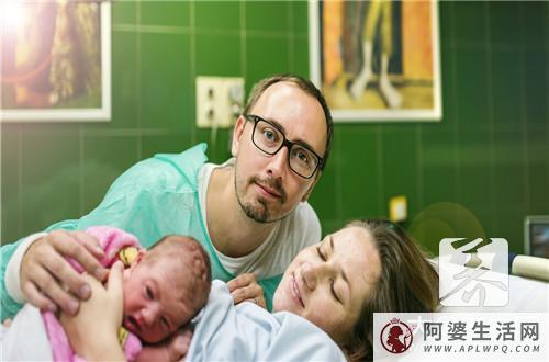  母乳喂养例假越早越好