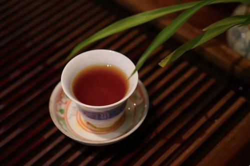 莓茶的功效与作用禁用 喝藤茶有什么好处