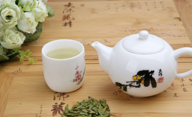 茶叶和红枣能一起泡水喝吗