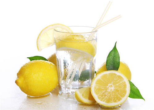 柠檬水的功效与作用