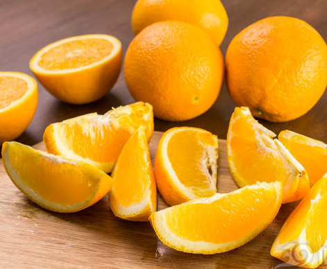 盐蒸橙子一次性可以吃2个吗