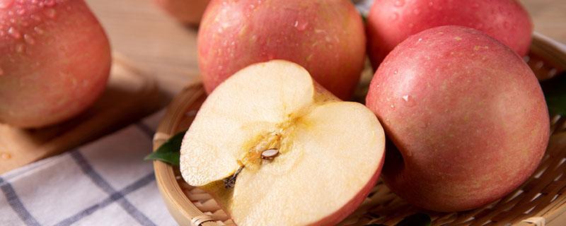 煮苹果什么时候吃效果最好 煮苹果可以治拉肚子吗