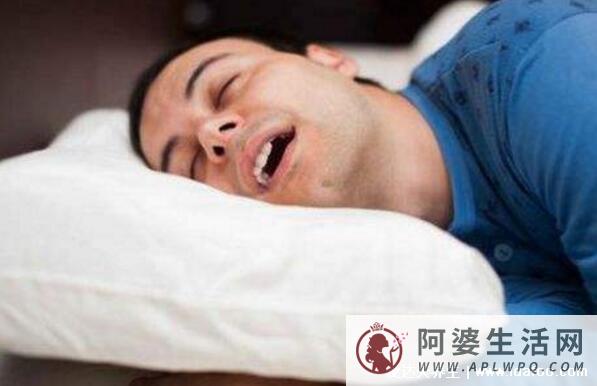 为什么打呼噜的男生比女生多，这种面相的男人最容易打鼾